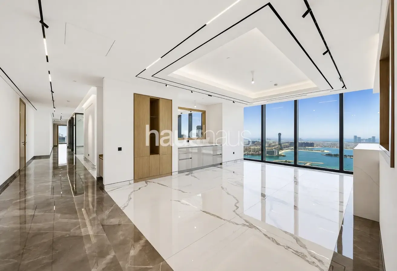 Brand-New | Self-Contained Guest House | Palm View