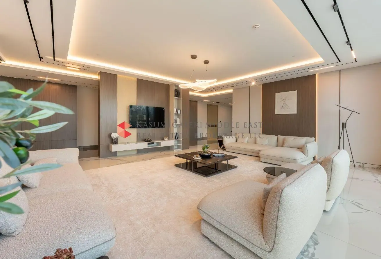 Luxury Furnished | High Floor | Refined Living