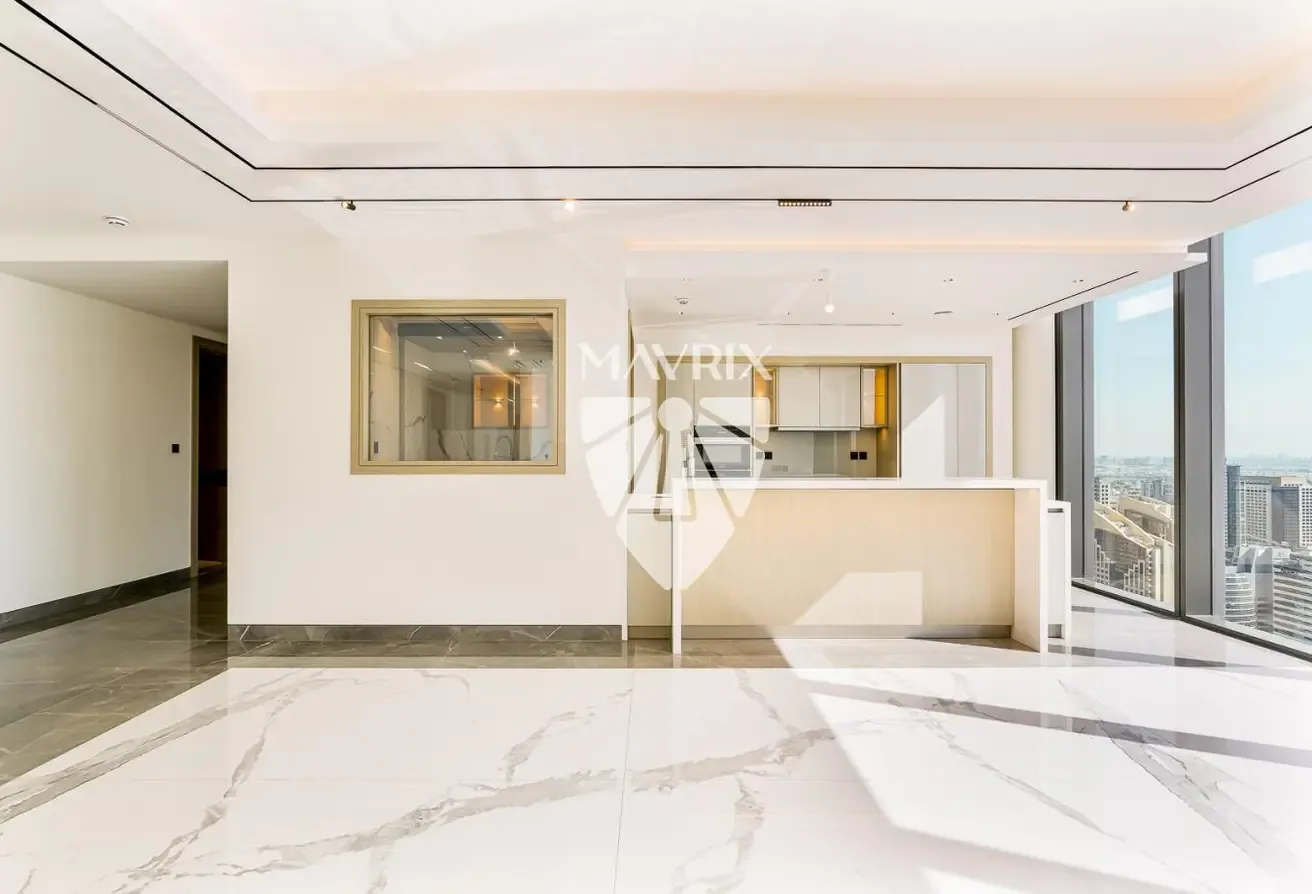 Luxury 4BR | High Floor | Prime Location