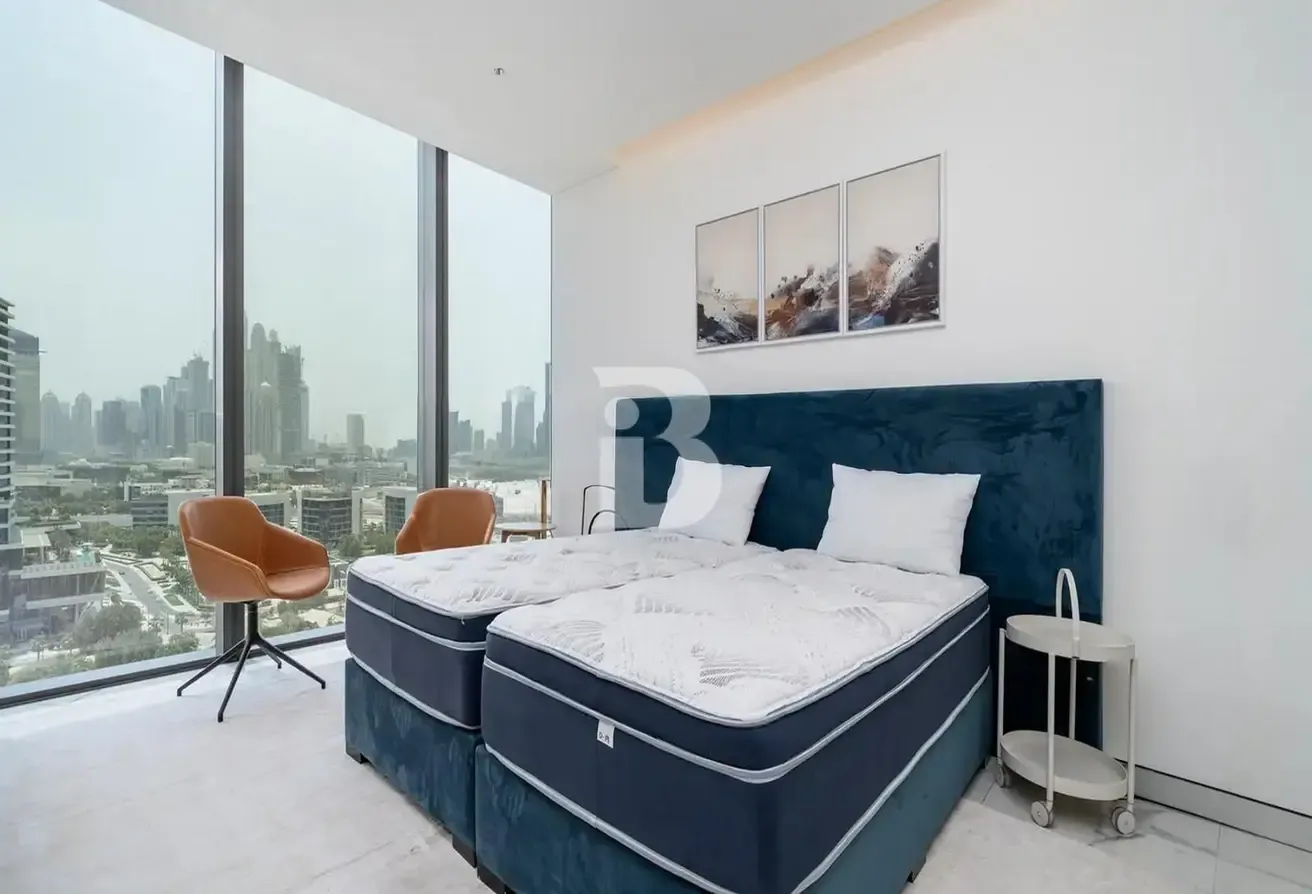 PALM VIEW I SEMI-FURNISHED I OPEN TO OFFERS