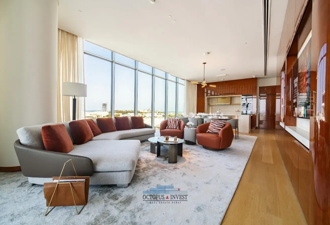 REFURBISHED / HIGH FLOOR / SEA & SKYLINE OPEN VIEW