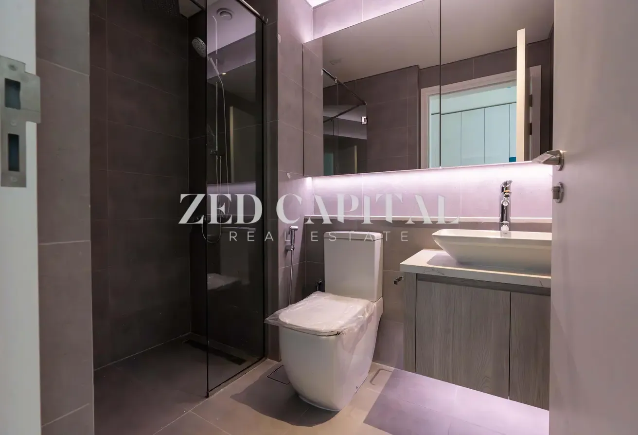 Exclusive Offer | Studio | JGE View | Move-In Now