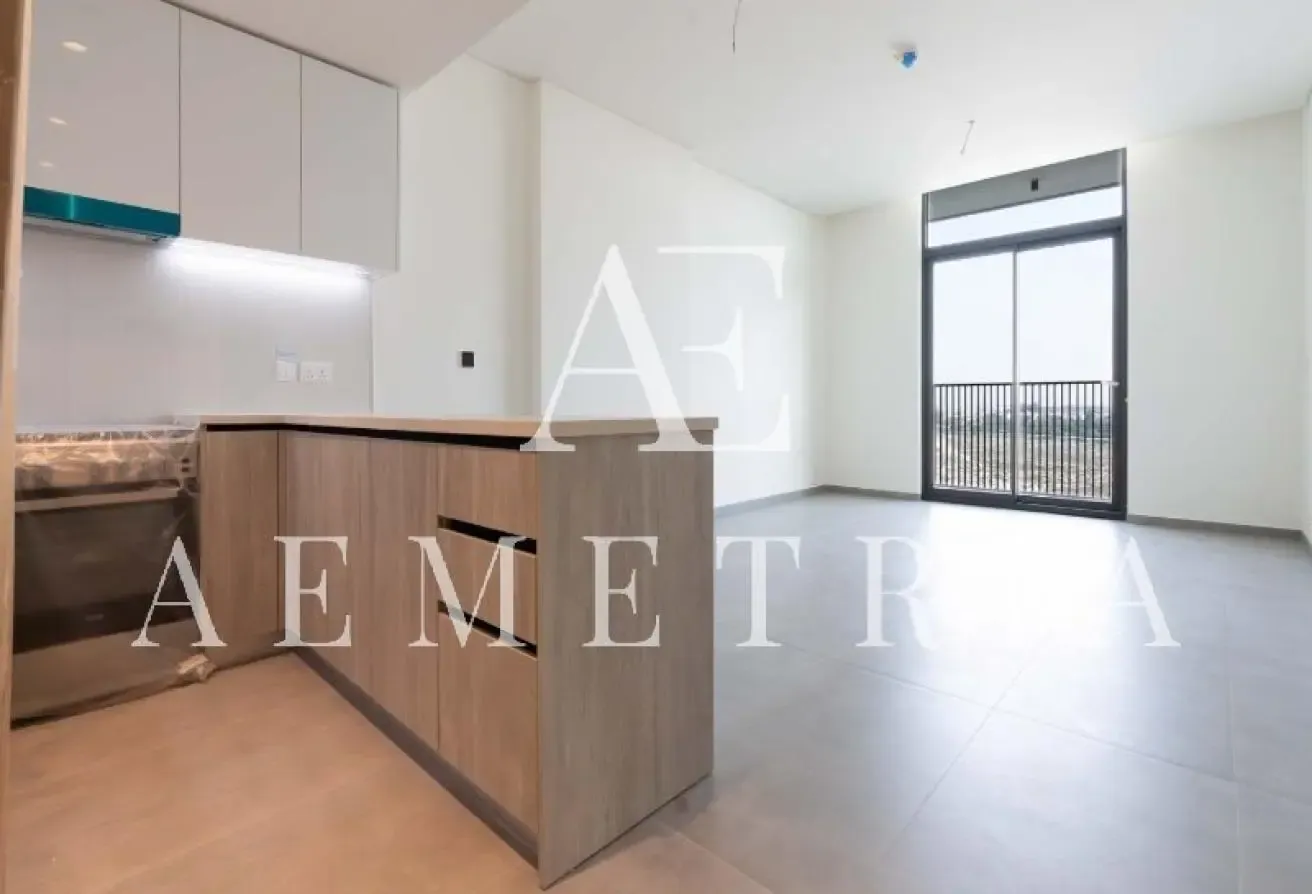Panoramic Lake View l High Floor l Huge Balcony
