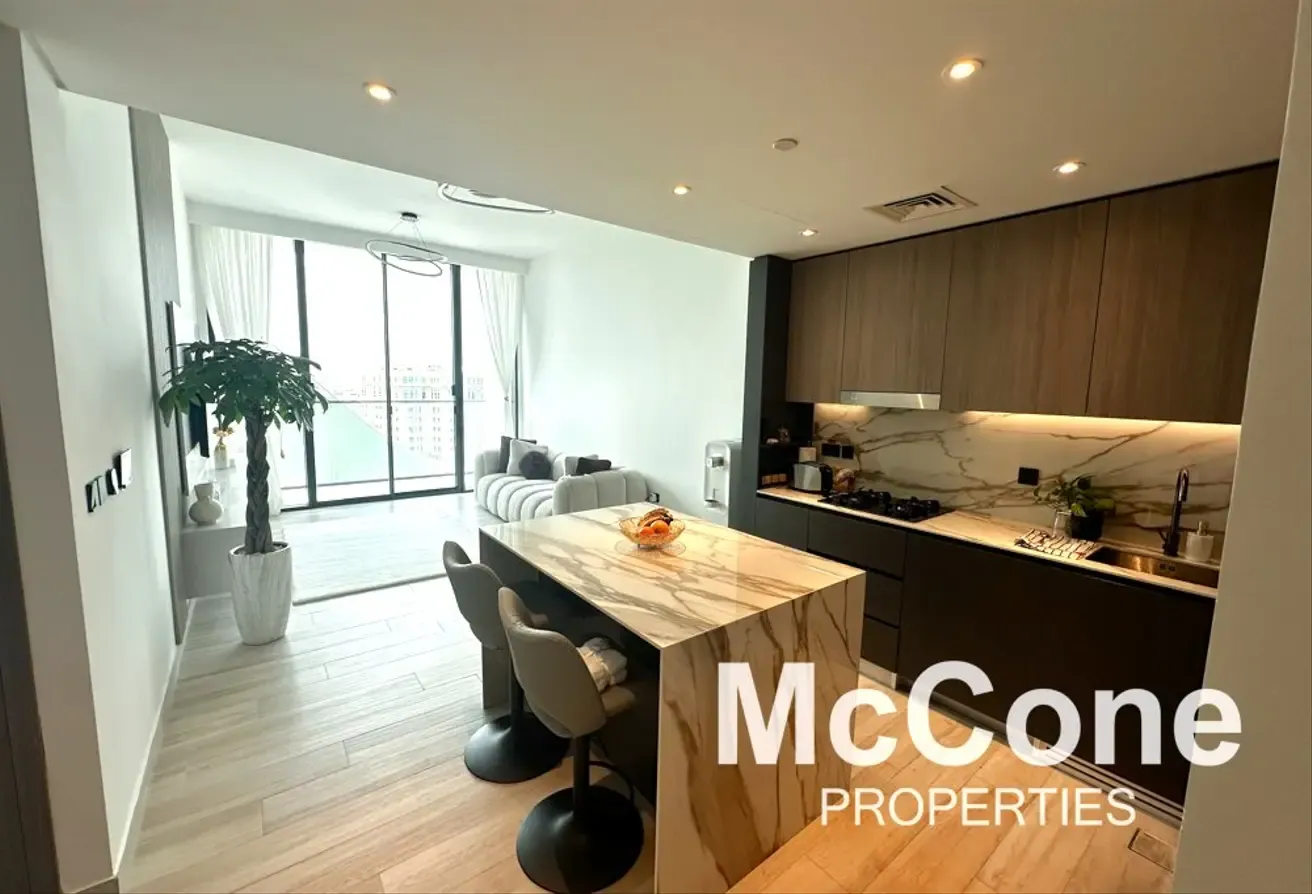 Exclusive | High Floor | Renovated