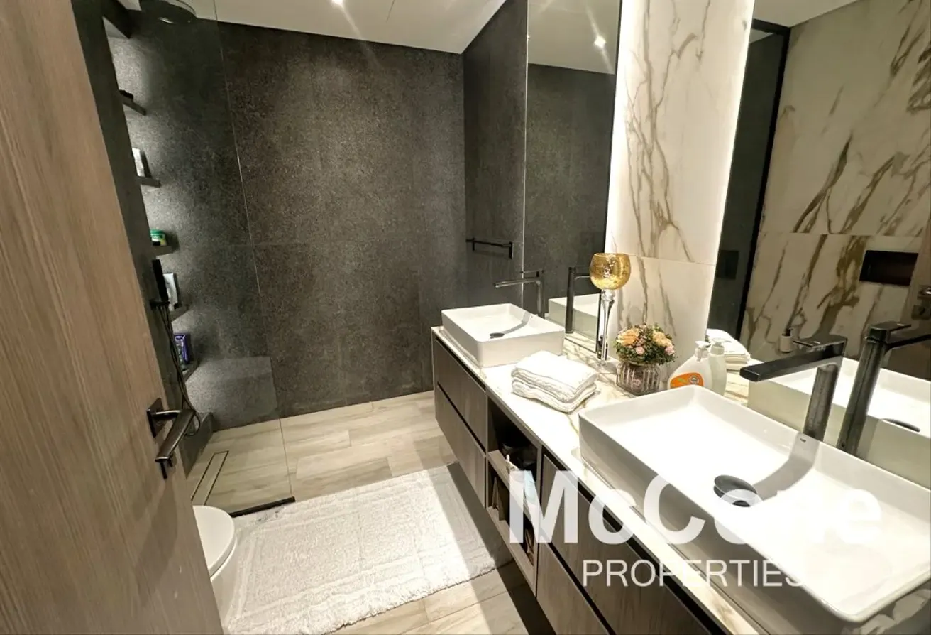 Exclusive | High Floor | Renovated