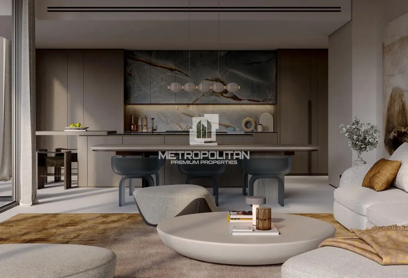 Plus Maids | Multiple Options | Middle Floor