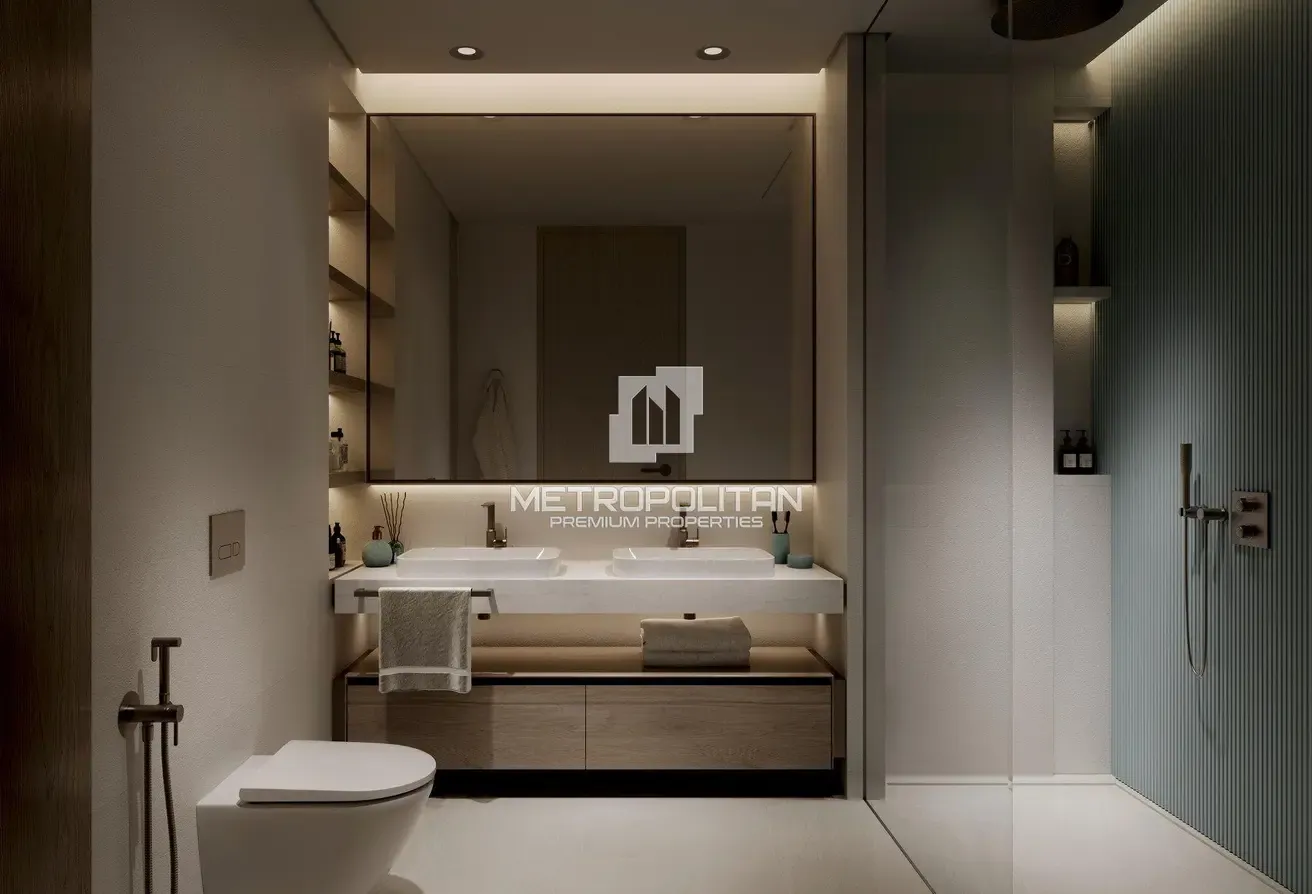 Plus Maids | Multiple Options | Middle Floor