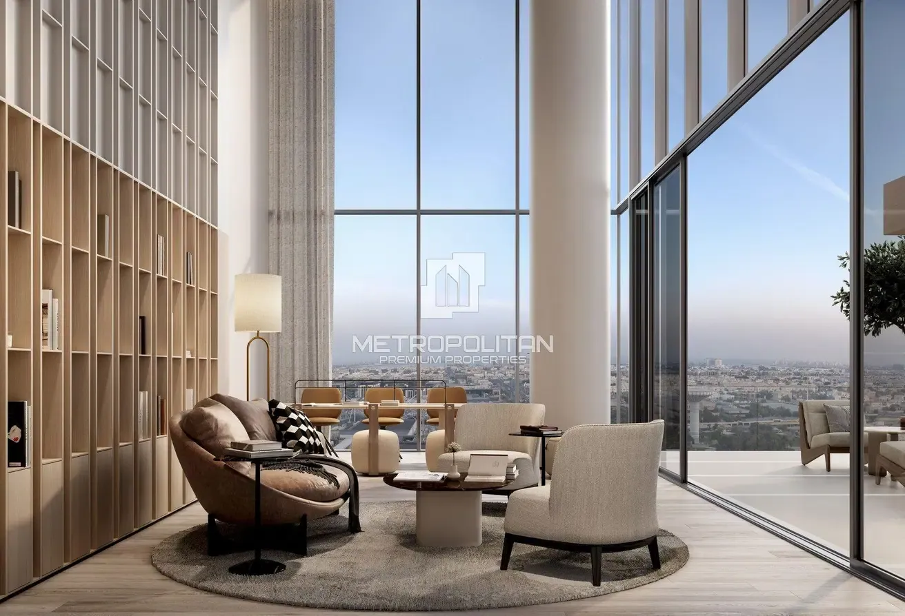Plus Maids | Multiple Options | Middle Floor