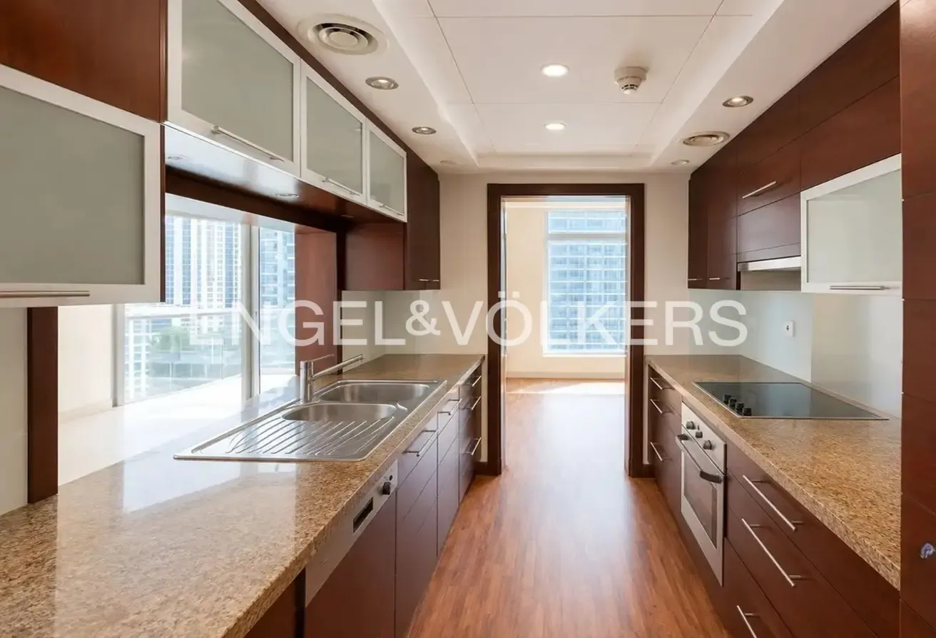 Prime location| Best deal| Bring offer