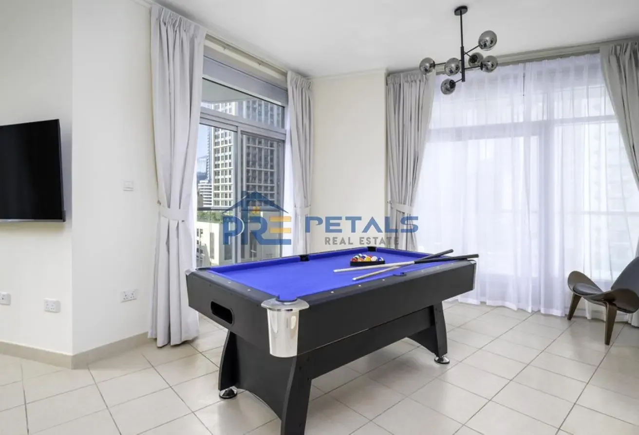 Best Deal Fully Furnished Burj Khalifa View Vacant