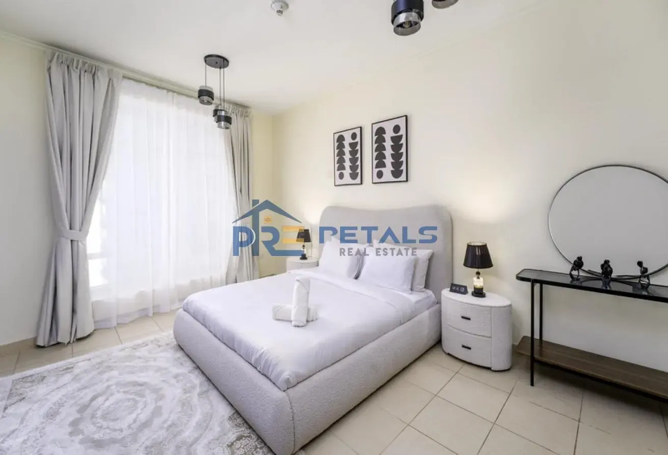 Best Deal Fully Furnished Burj Khalifa View Vacant