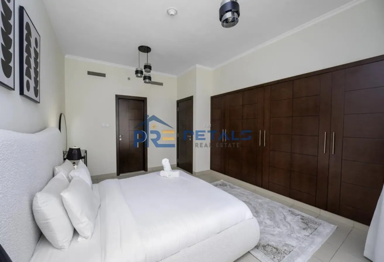 Best Deal Fully Furnished Burj Khalifa View Vacant