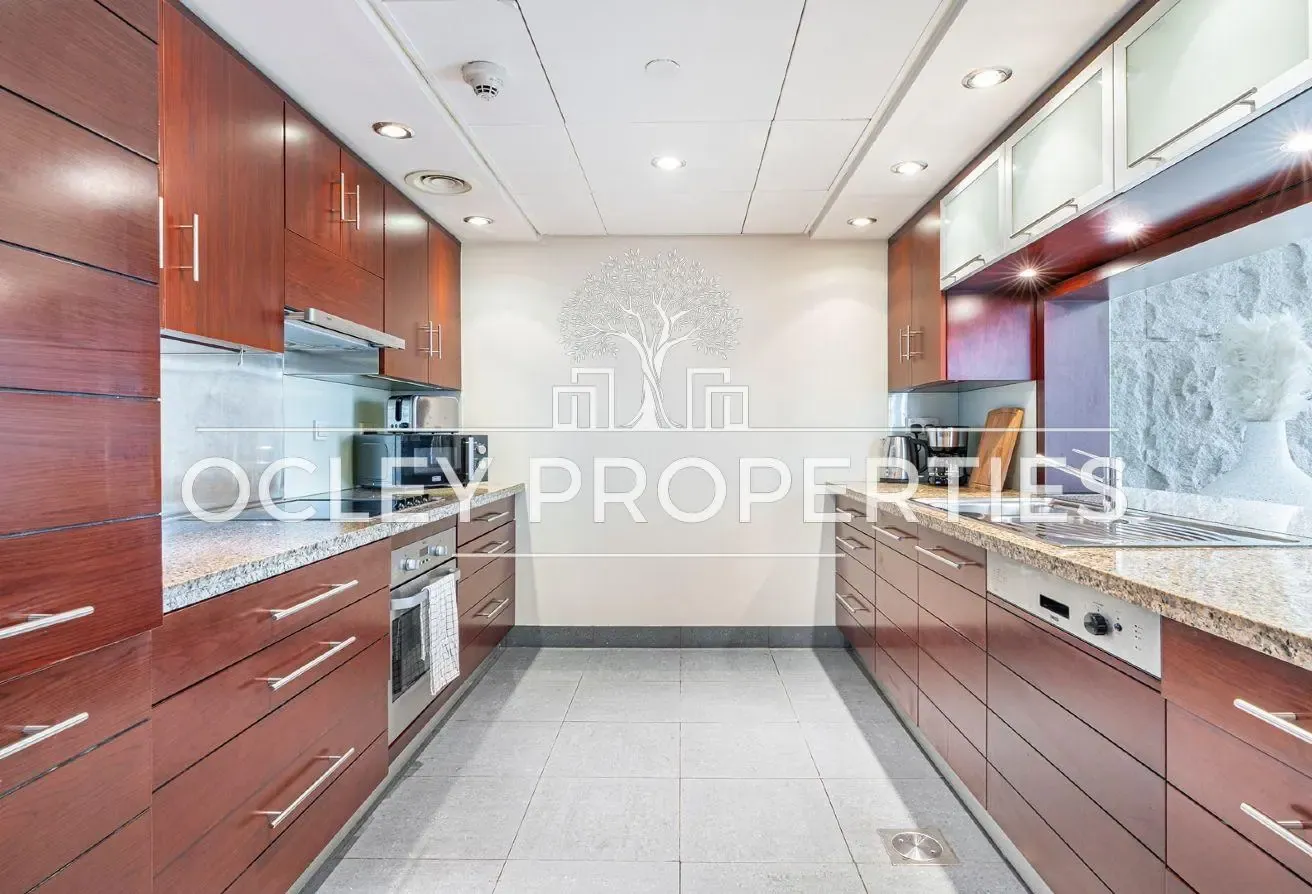 Burj Khalifa View | Fully Furnished | Luxury