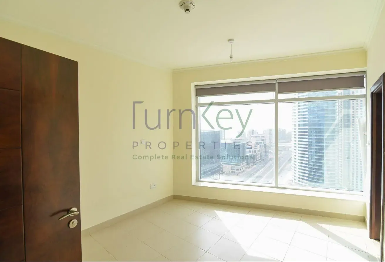 Spacious Layout | Canal view | Good condition