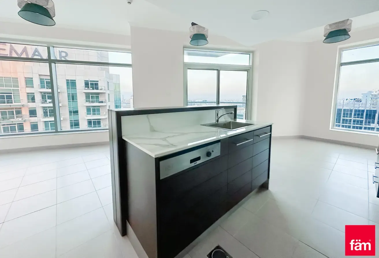 Renovated |Negotiable| Spacious