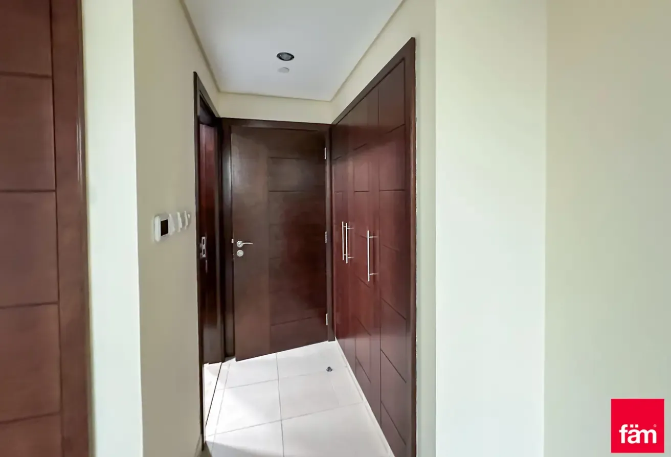 Renovated |Negotiable| Spacious