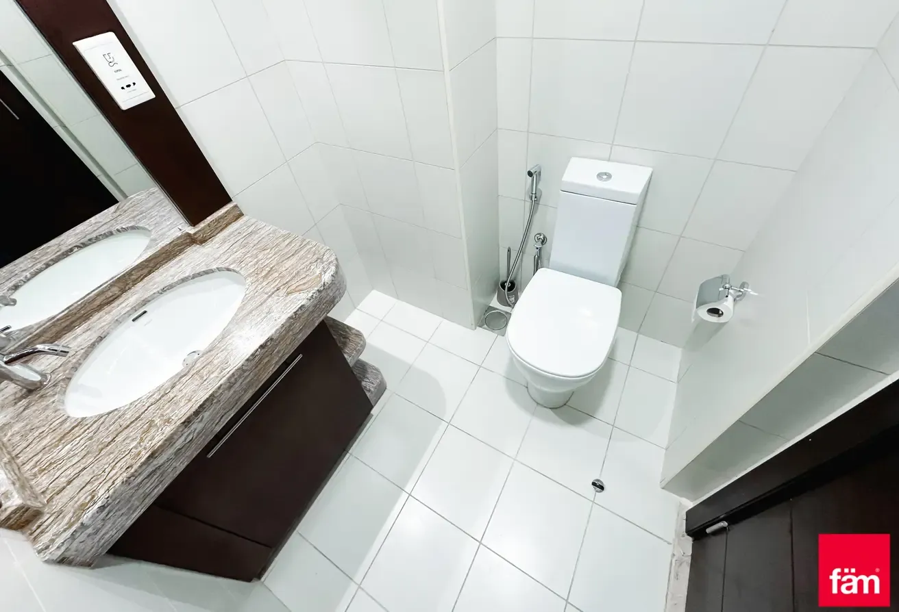 Renovated |Negotiable| Spacious
