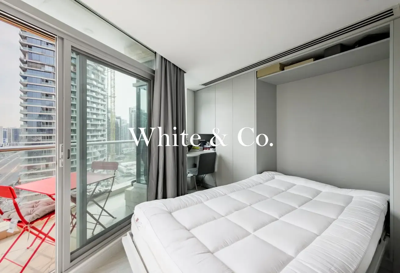 Vacant on Transfer |  1 Bed | Bright Layout