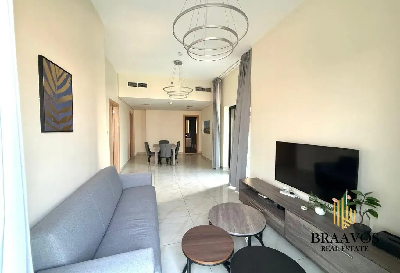 HIGH FLOOR | VACANT | CLOSED KITCHEN