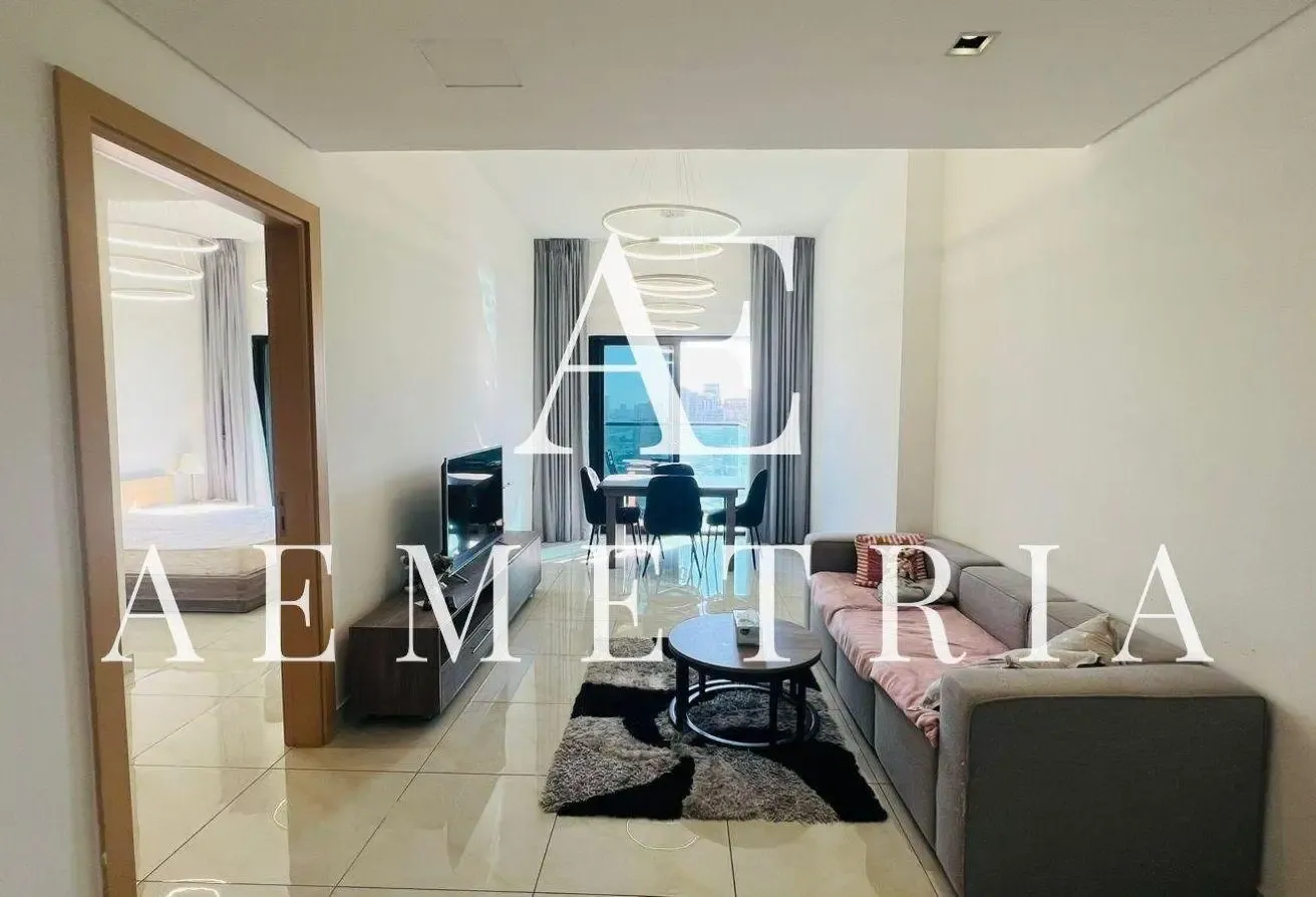 High floor | Furnished | Vacant on Transfer