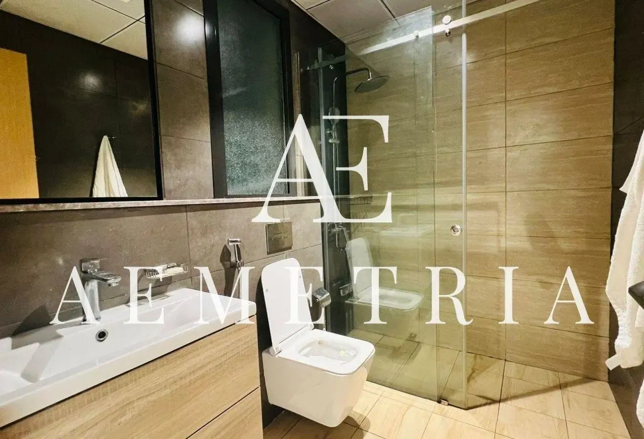 High floor | Furnished | Vacant on Transfer