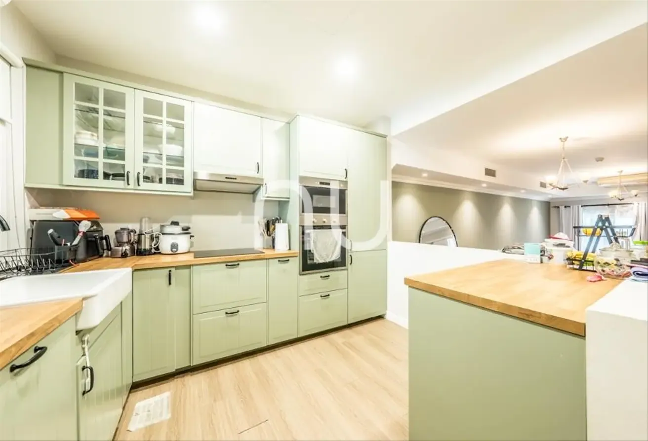 JVC - Mirabella/G+2 townhouse fully upgraded