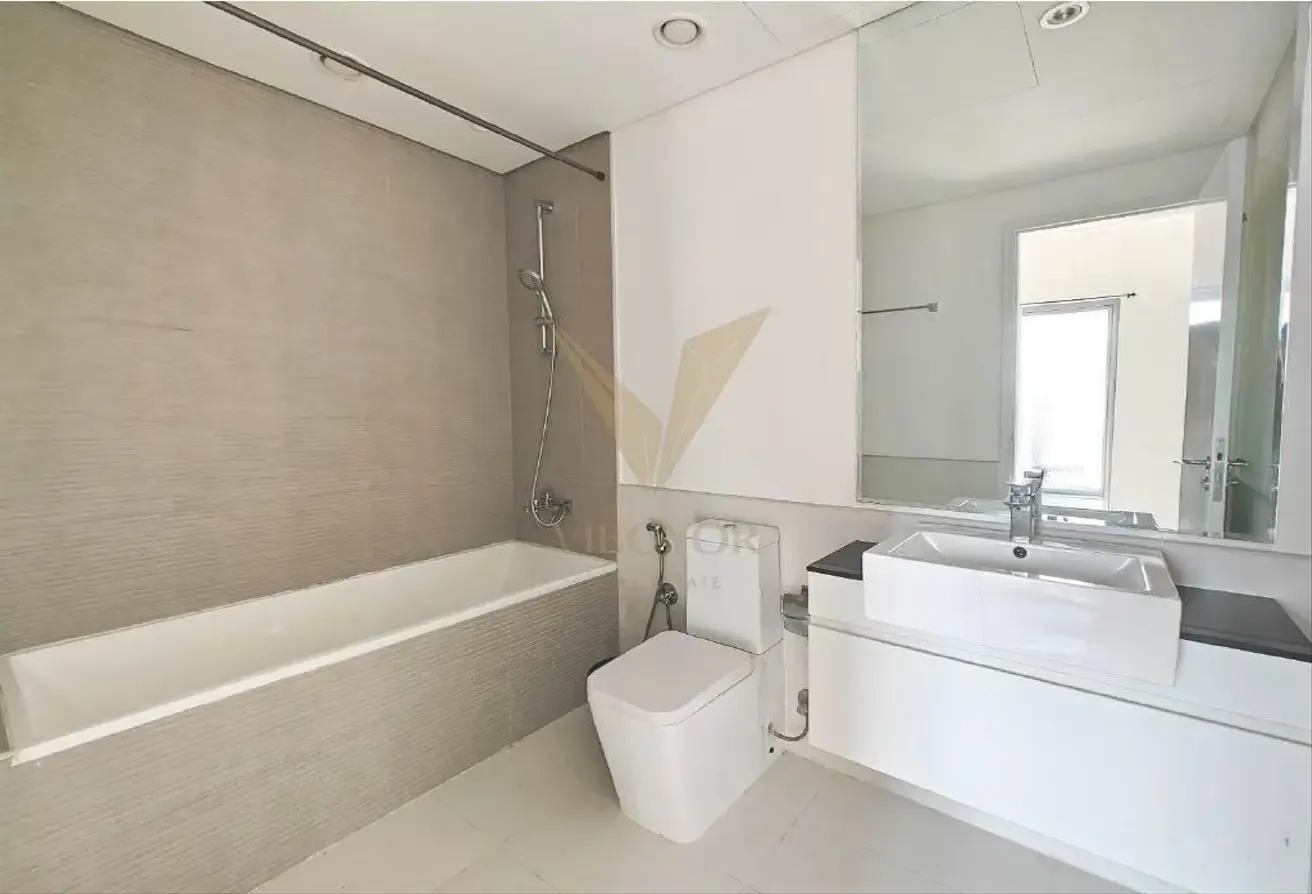 Elegant 1BR | Family-Friendly Community
