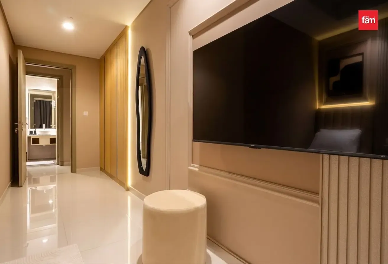"Riley" By Emerald Interiors | Sea View | Vacant
