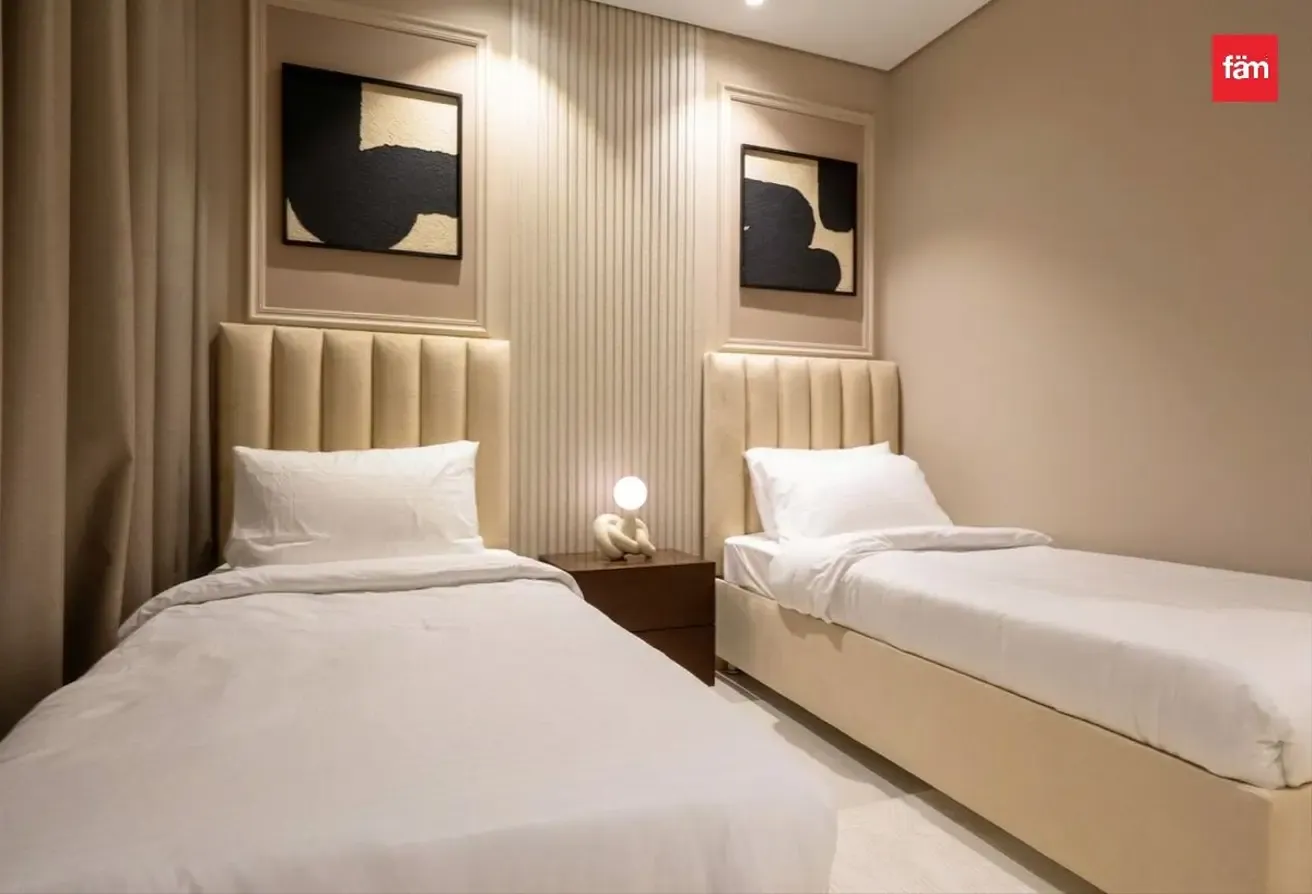 "Riley" By Emerald Interiors | Sea View | Vacant