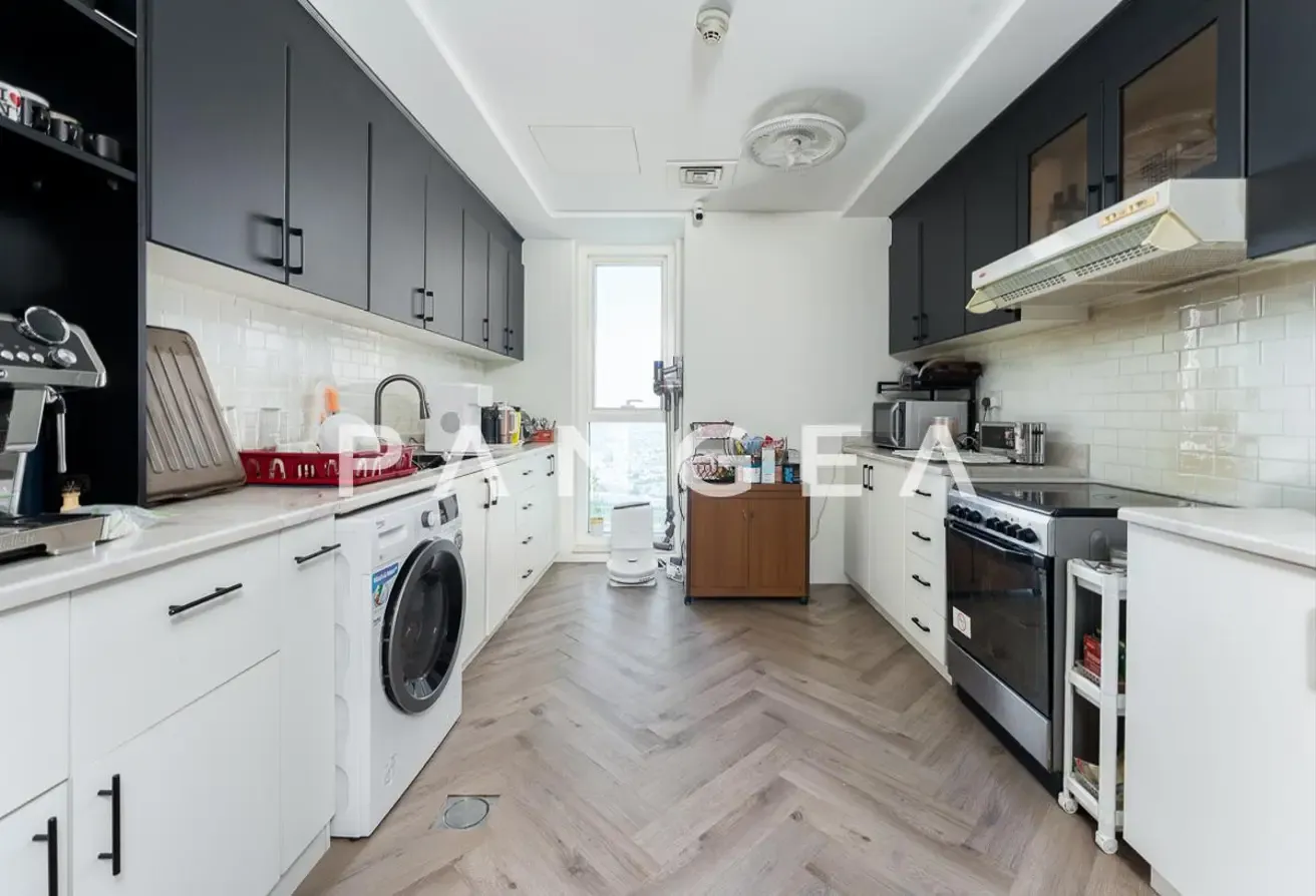 Fully Upgraded | High Floor |  Maids Room