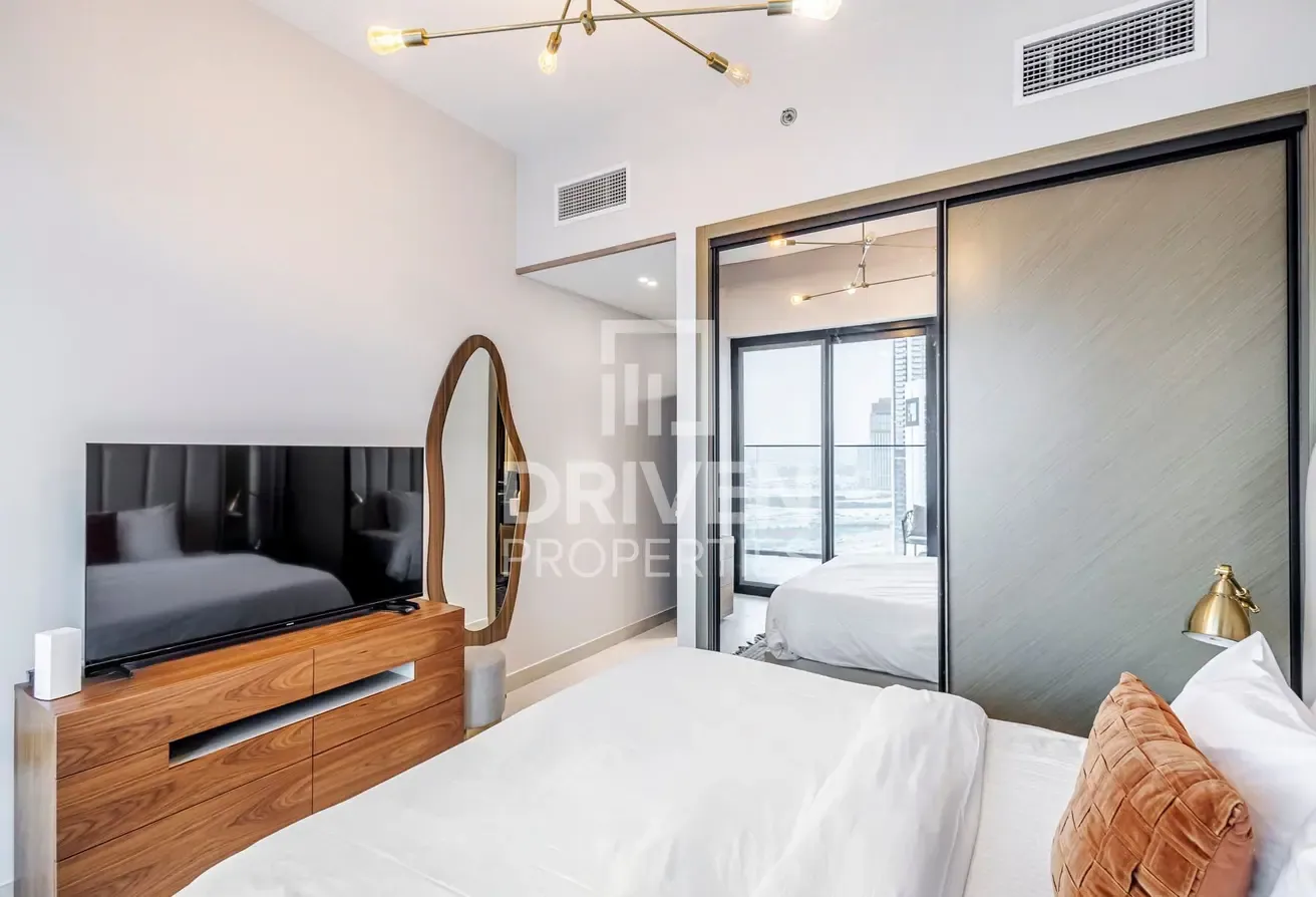 Canal View | Fully Furnished | Vacant | High Floor