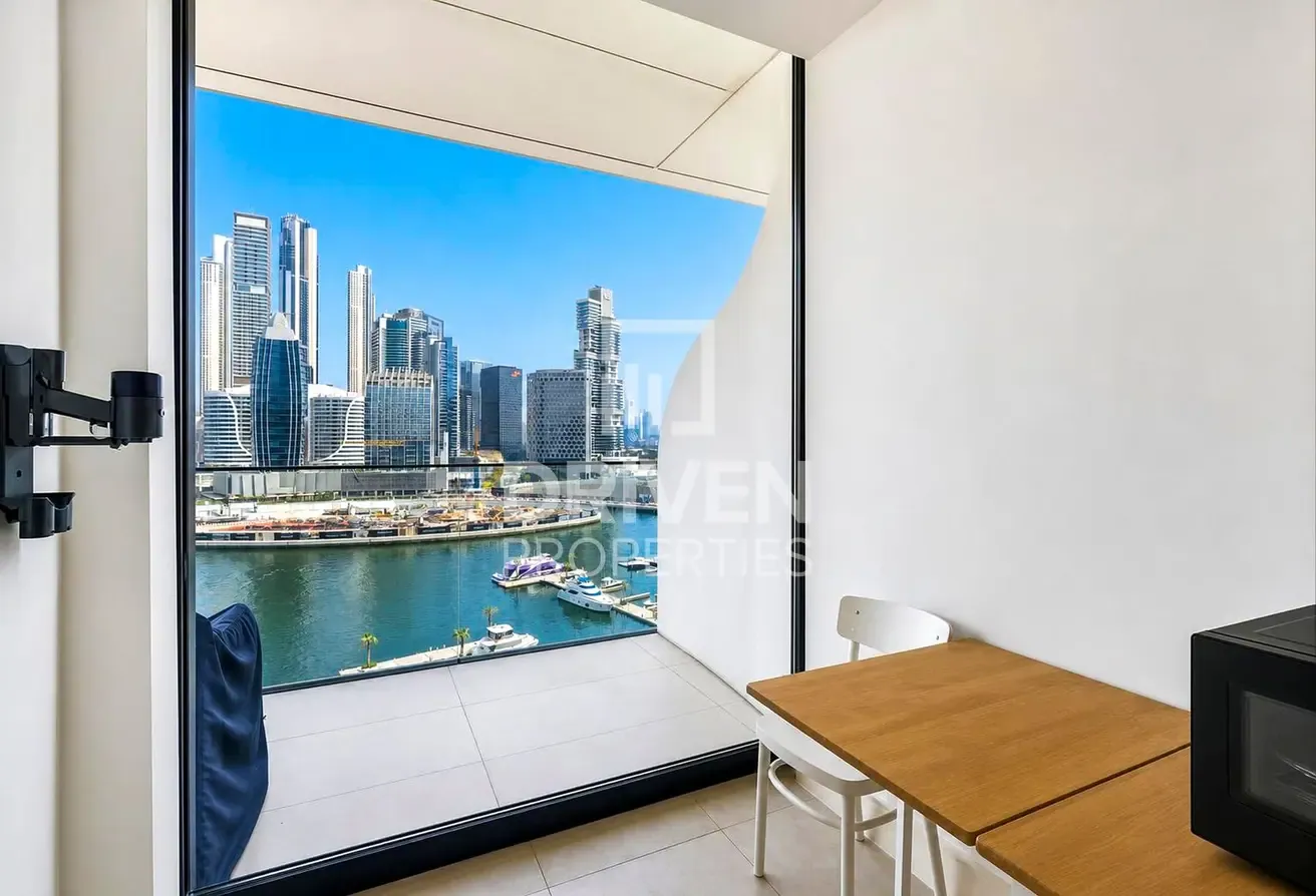 Ultra Luxury Apartment | Canal and Burj View