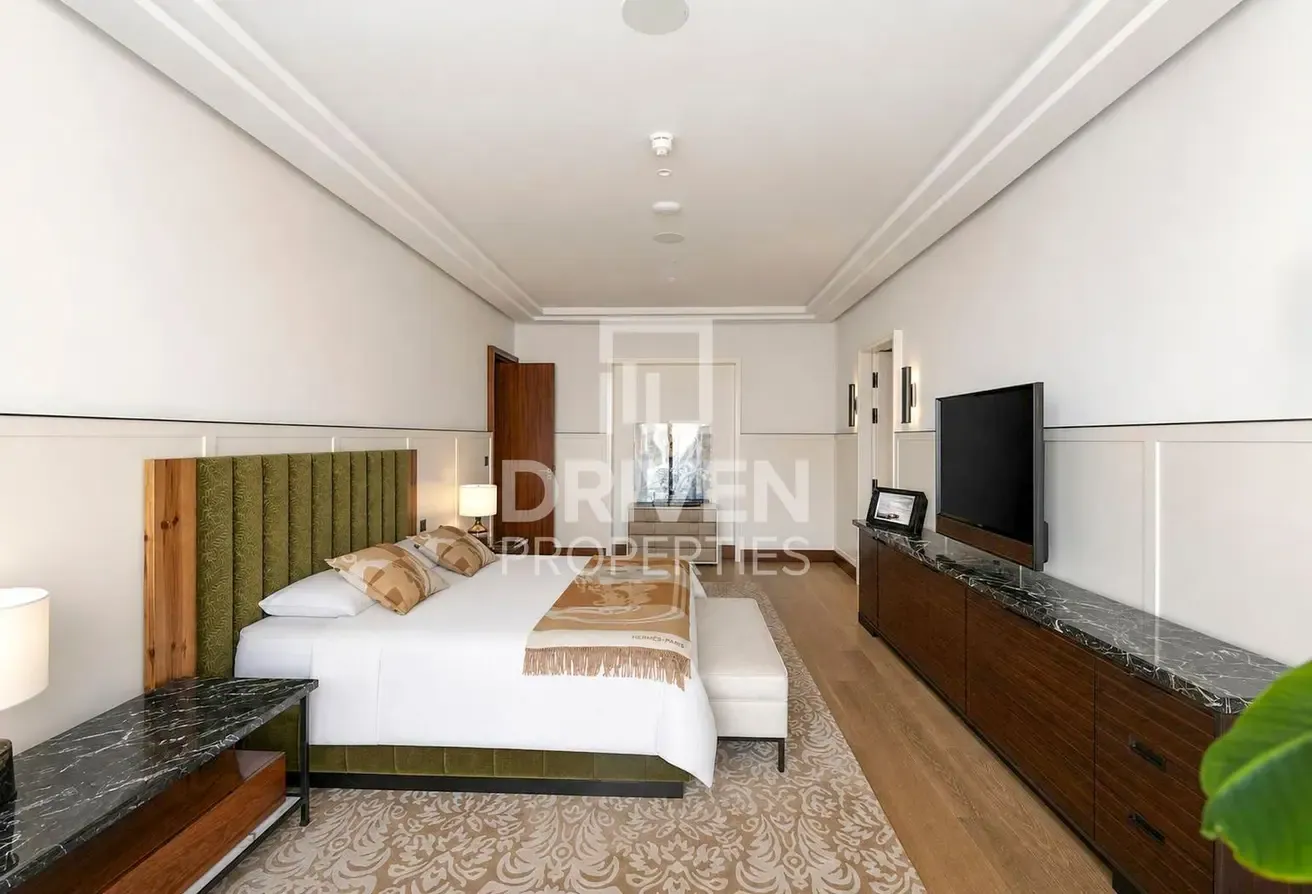 Ultra Luxury Apartment | Canal and Burj View