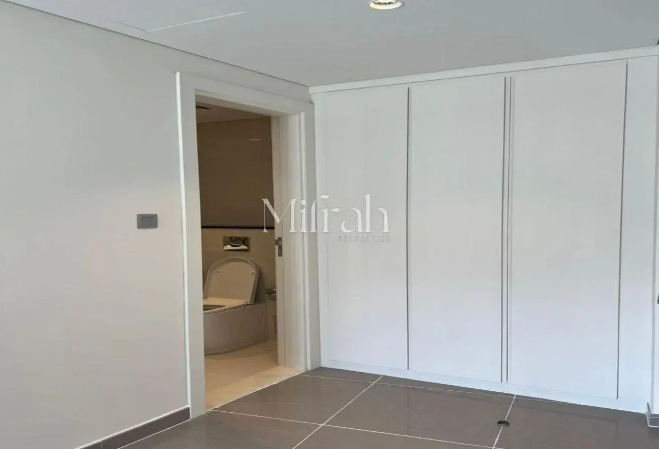 Spacious 2BR | Fully Furnished | Canal & City View