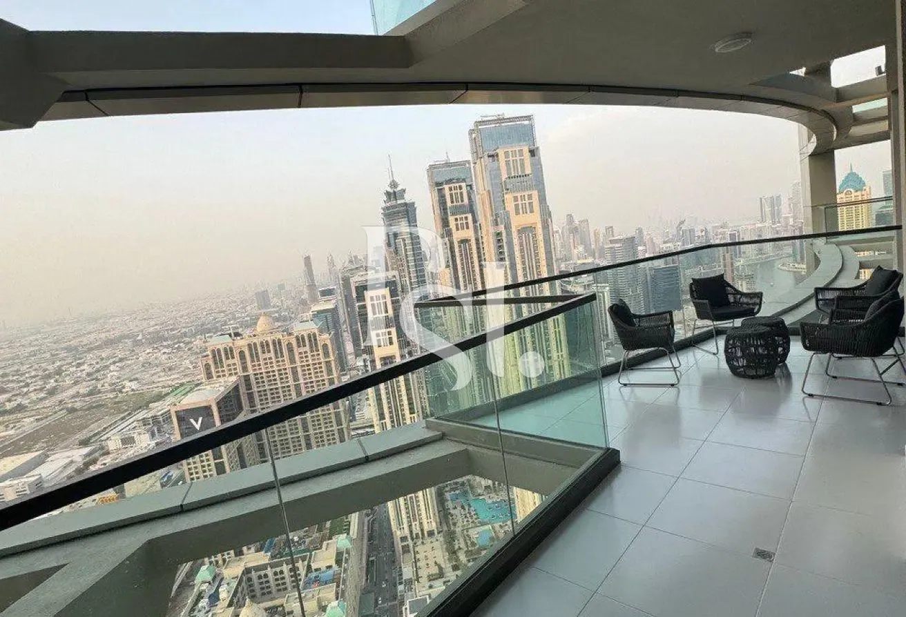 Biggest Layout | High Floor | Canal + Skyline View