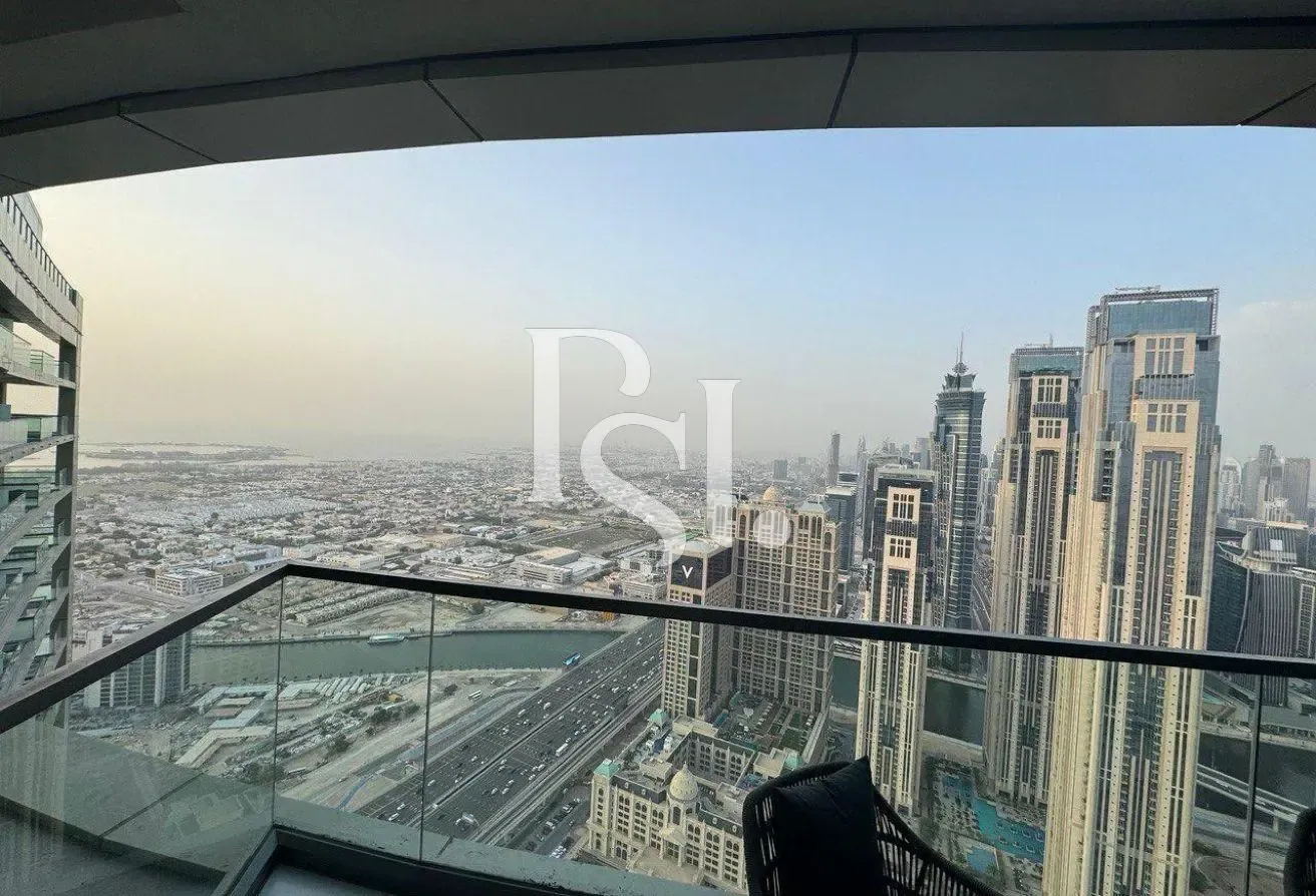 Biggest Layout | High Floor | Canal + Skyline View