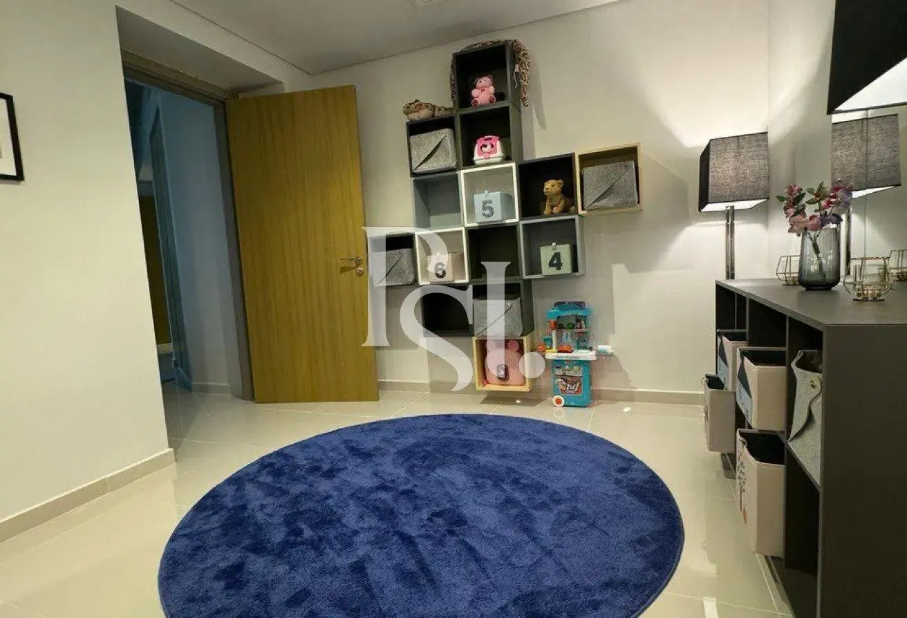 Biggest Layout | High Floor | Canal + Skyline View