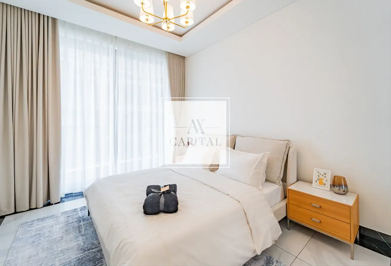 High Floor| Canal View | Rented ROI 6,7%
