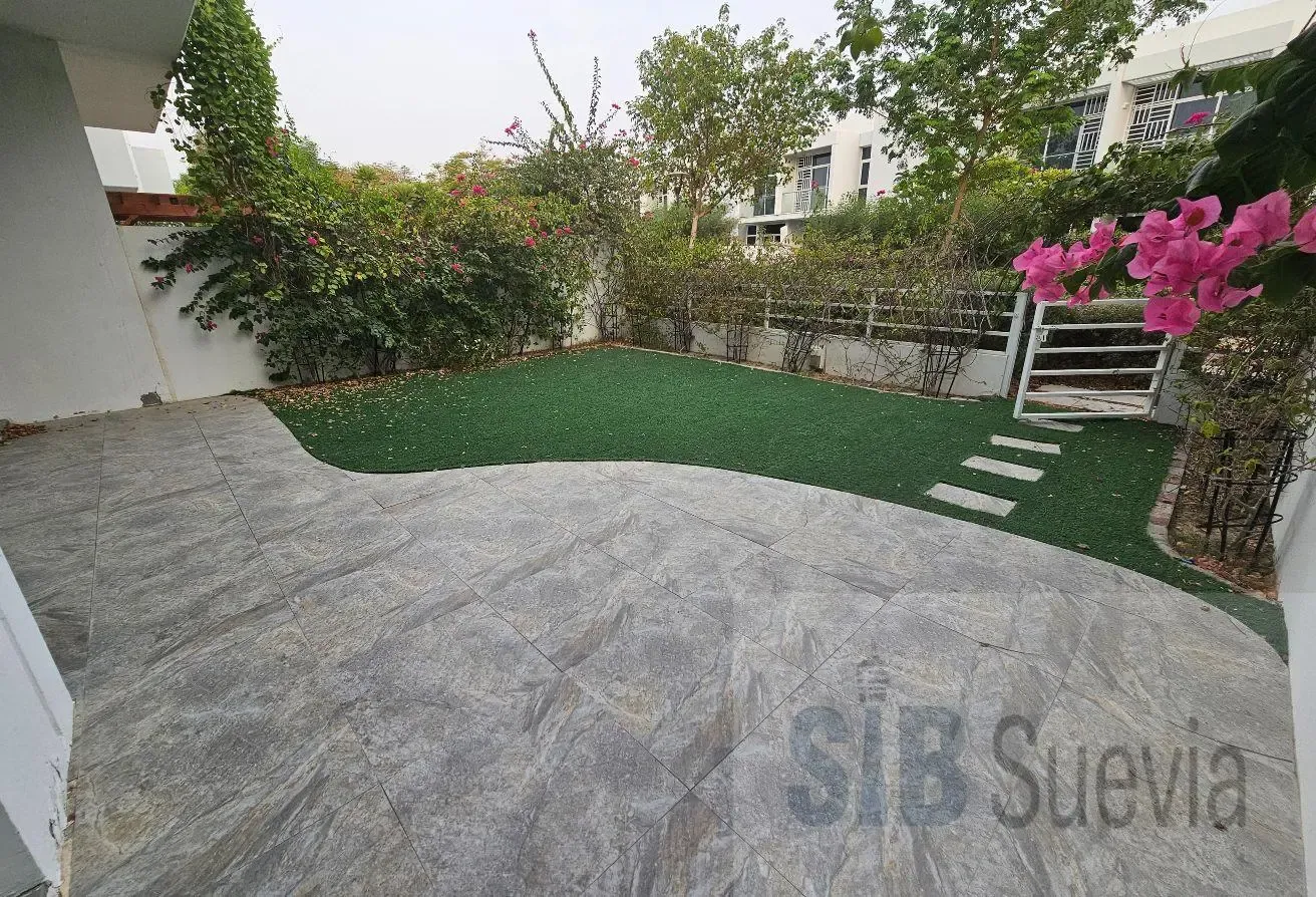 Well Maintained | 3 Bed | Single Row