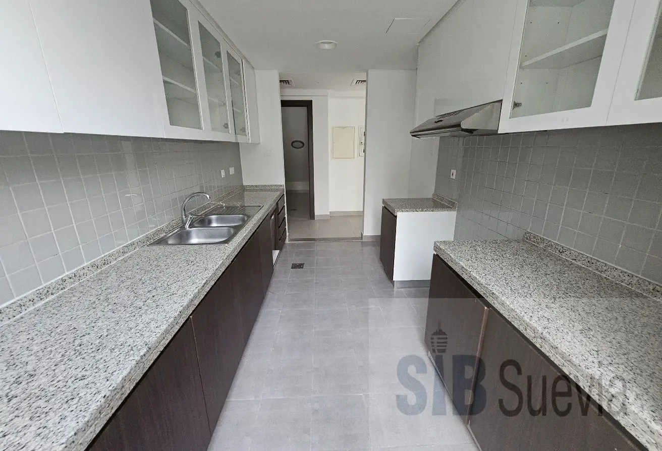 Well Maintained |  3 Bed |  Single Row