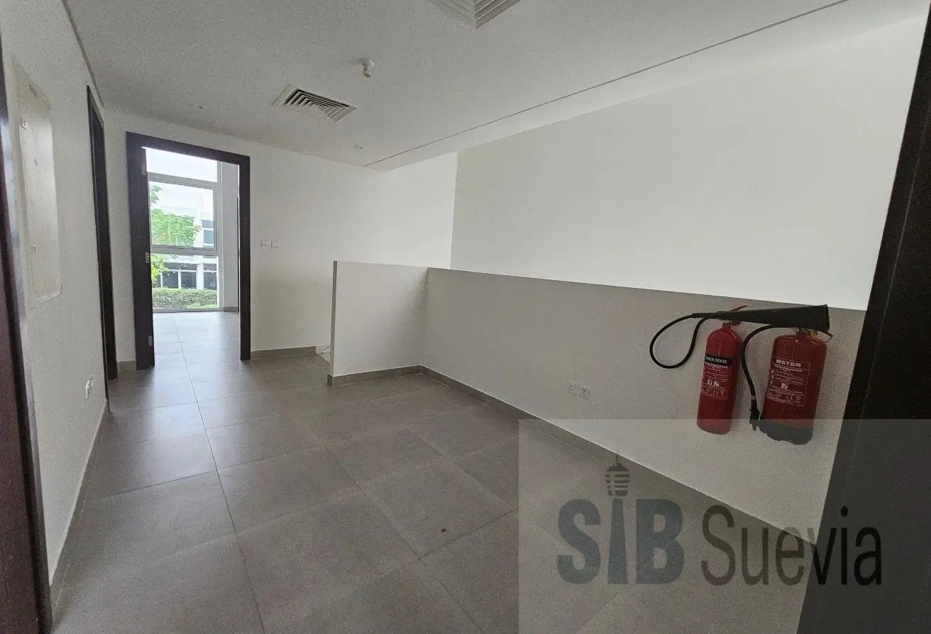 Well Maintained |  3 Bed |  Single Row