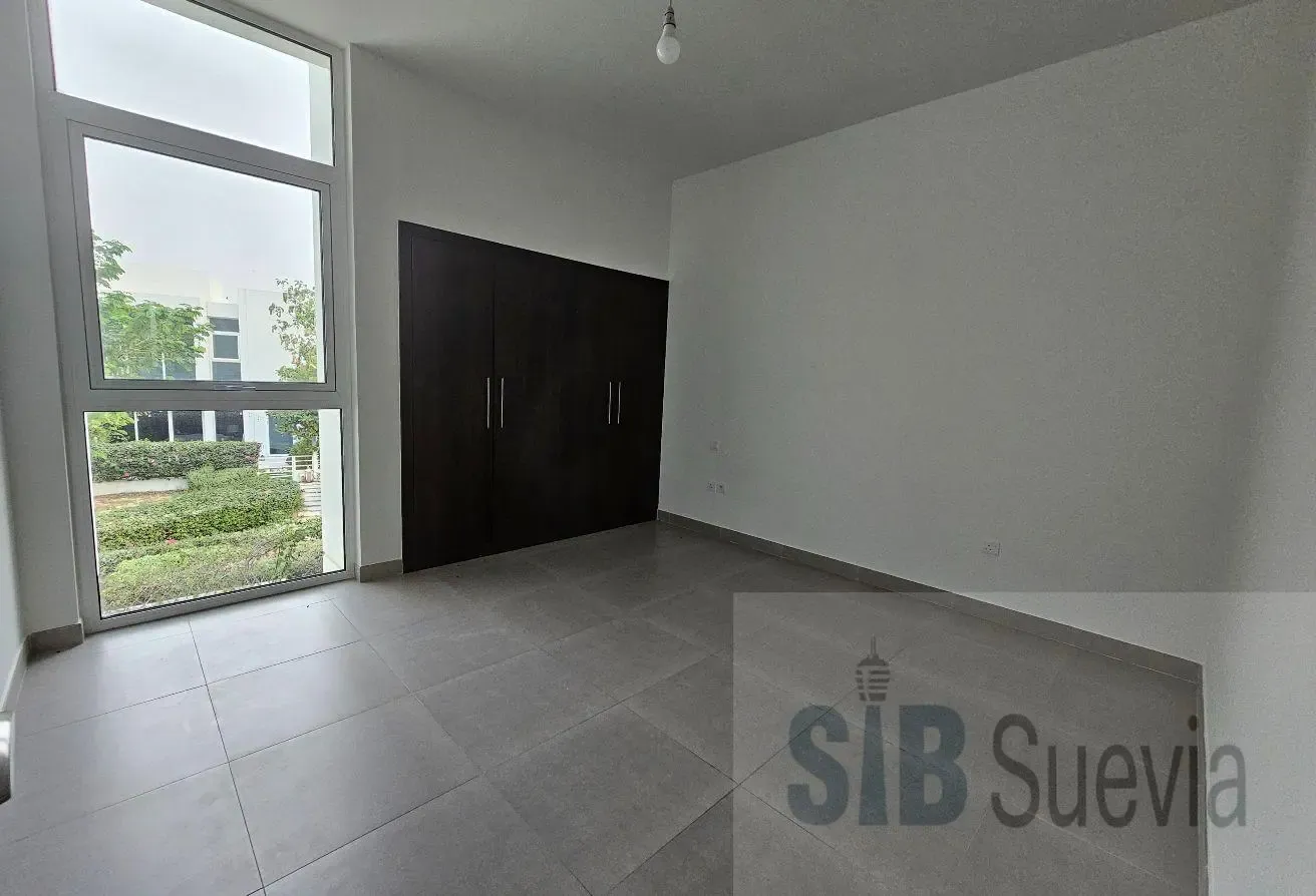 Well Maintained |  3 Bed |  Single Row