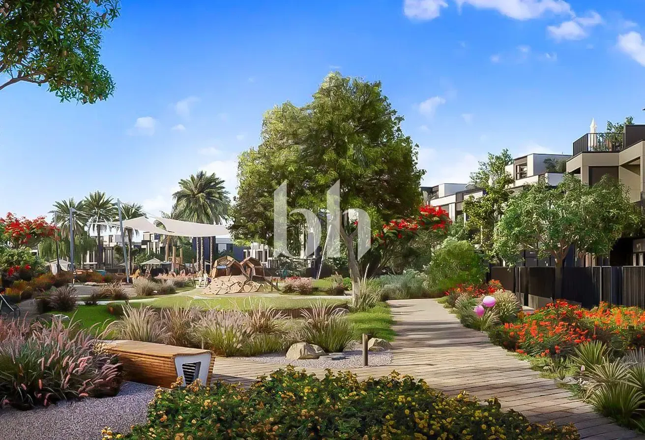 Park Backing | Single Row | Spacious