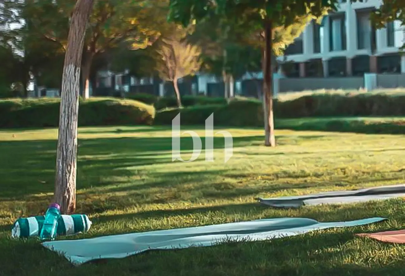 Park Backing | Single Row | Spacious