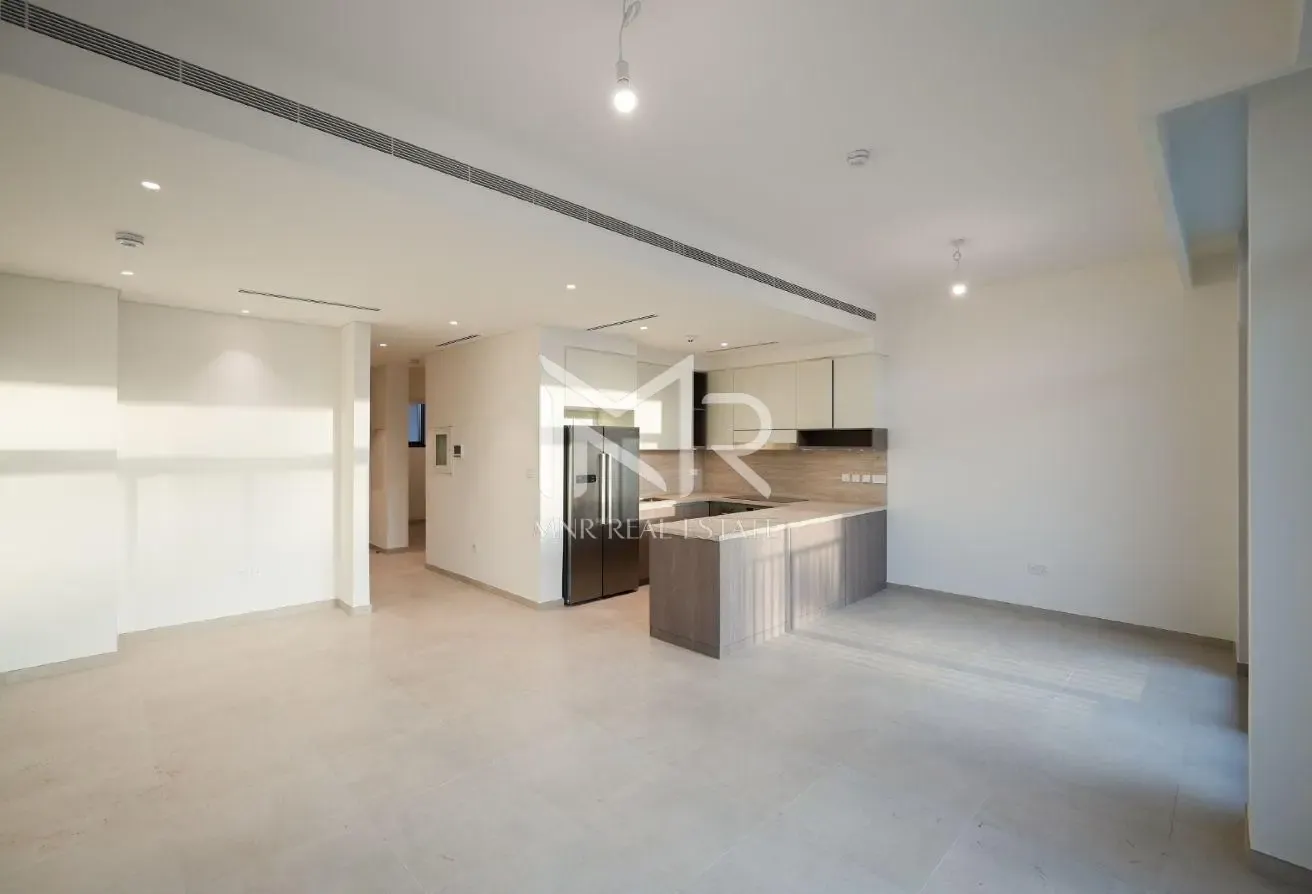 Single Row | Prime Location | Spacious