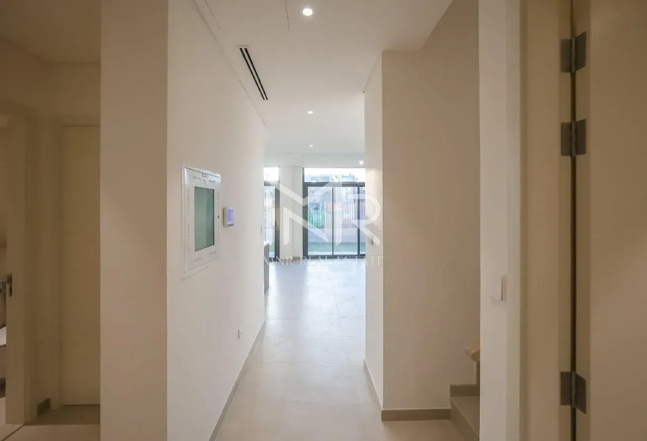 Single Row | Prime Location | Spacious