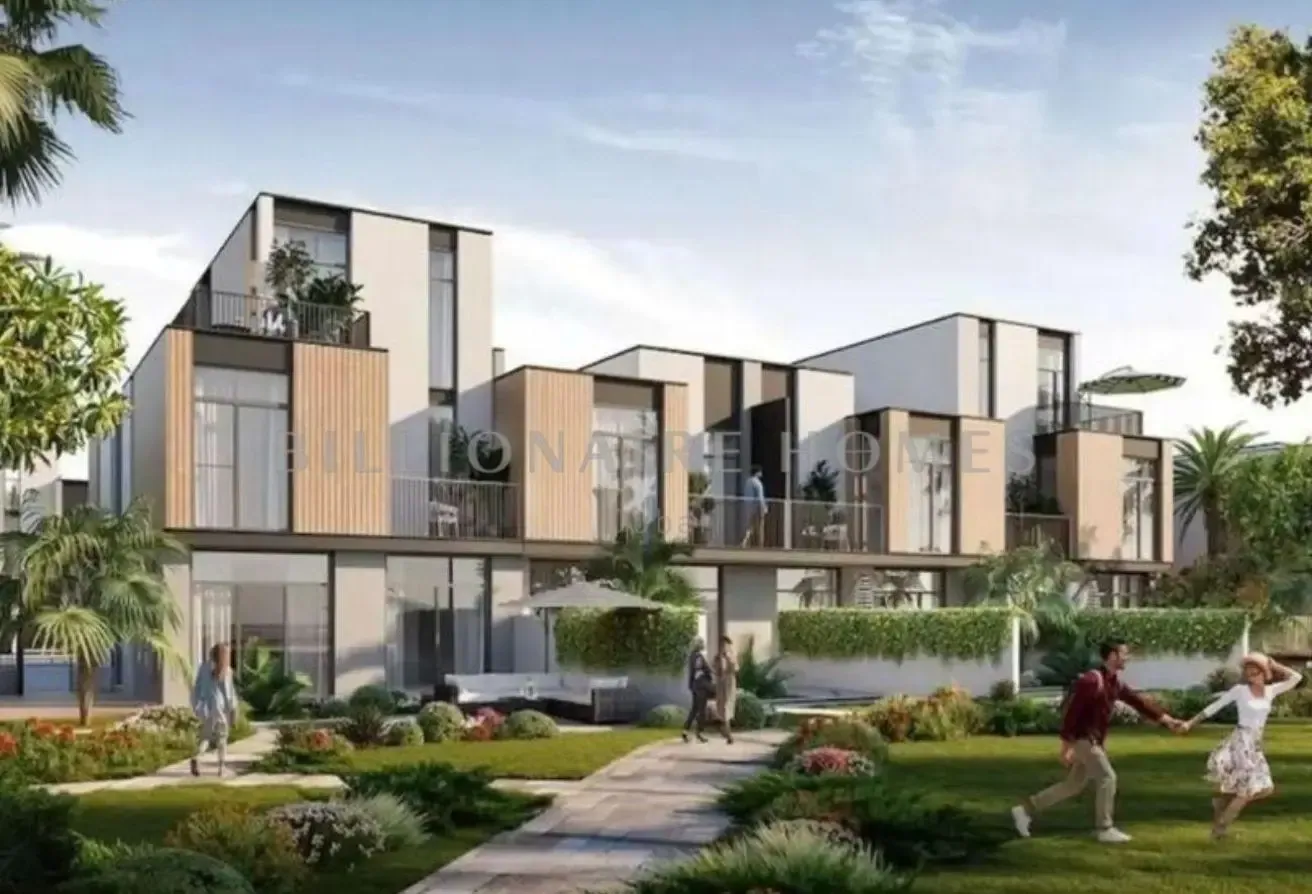 3 BR Townhouse in Mudon with Private Garden