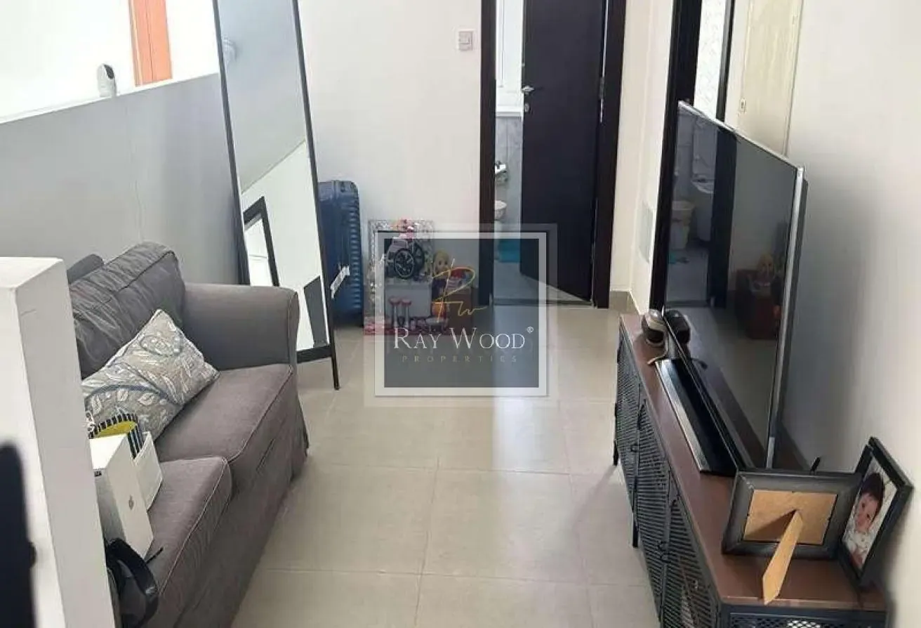 Mid Unit - 3 BR+MAID I Greenery | Spacious Layout