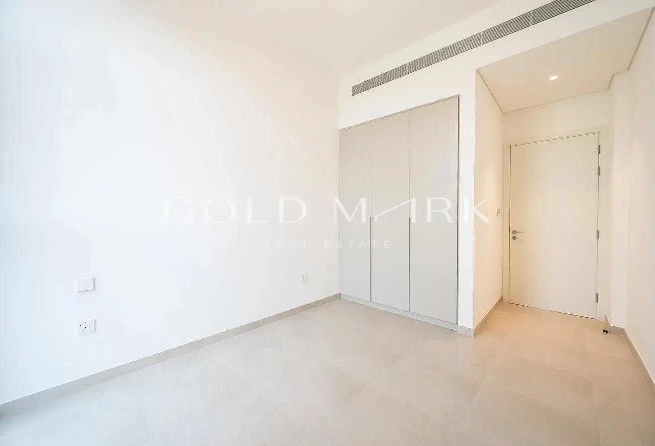 Best Location |Ready To Move In |Motivated Seller