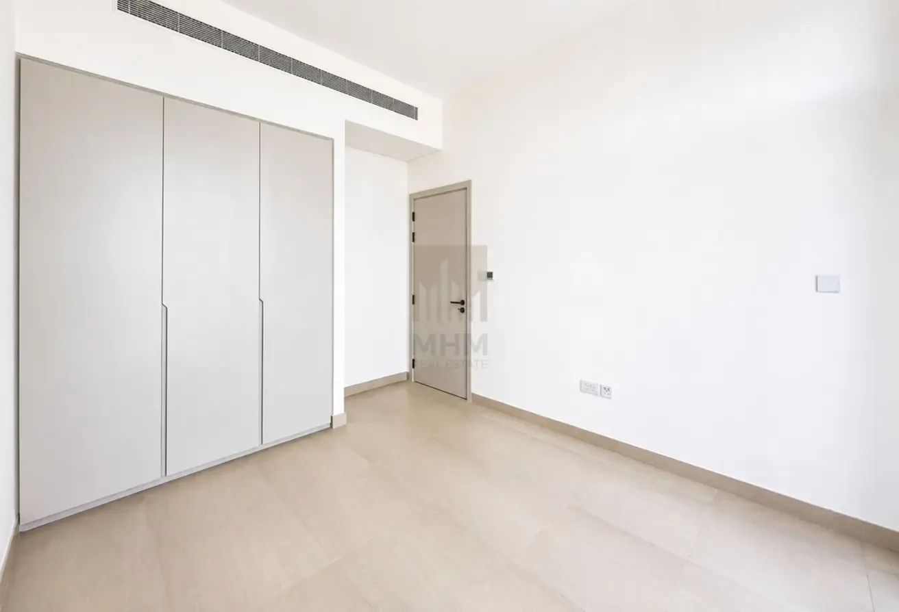 Vastu Compliant | Vacant | 3BR + Maid’s TH | Single Row | Middle Unit